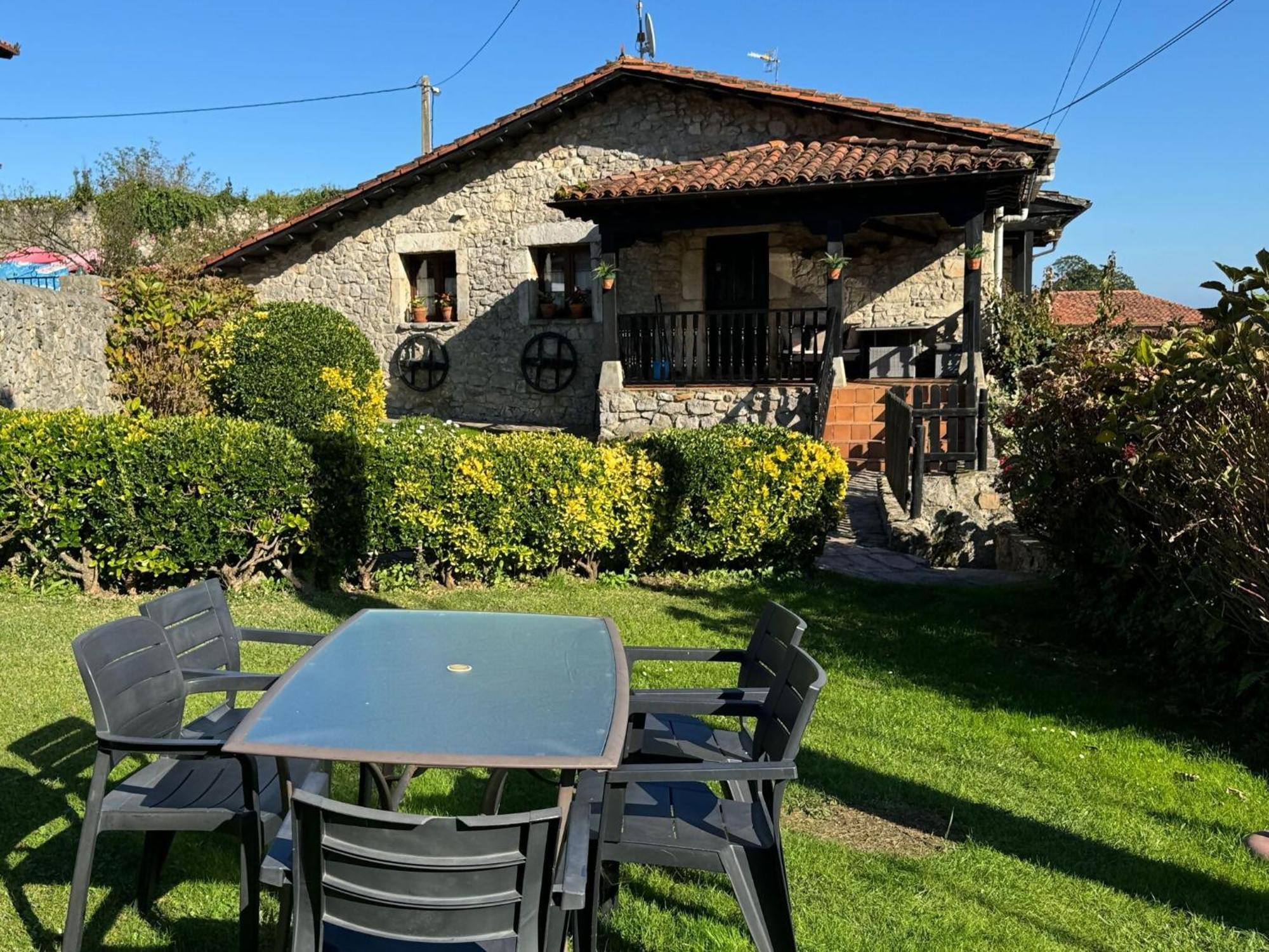 Casa Las Hortensias 2 Pendueles Llanes Eksteriør billede